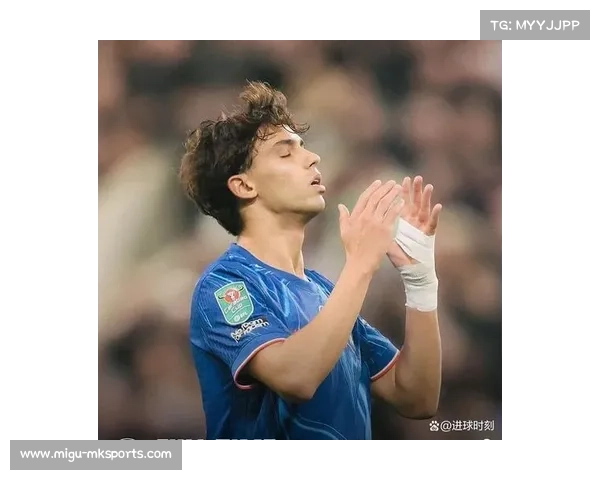 杰克逊射门失准引队友不满，锋线竞争白热化