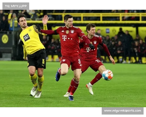 热那亚vs那不勒斯：残阵客队迎欧战资格关键战，科伦坡PK霍伊伦