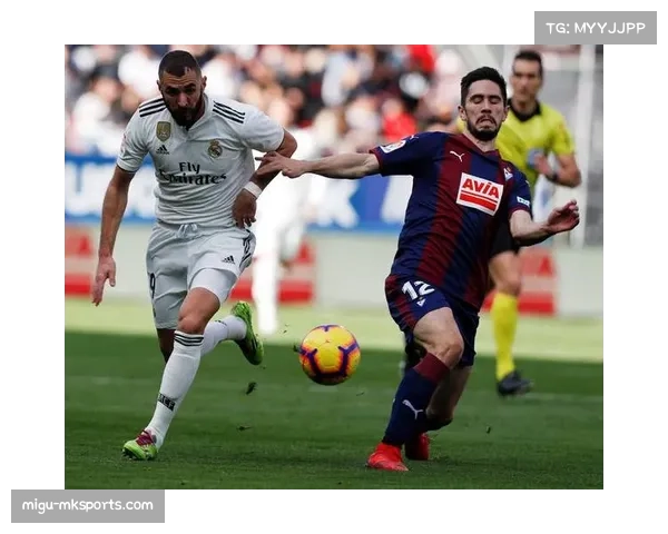 里尔2-2斯特拉斯堡，客队补时阶段凭借角球扳平比分